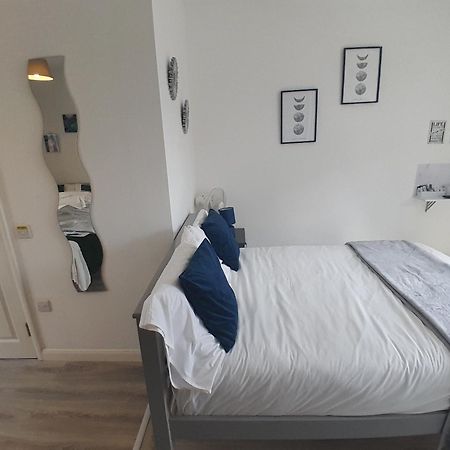 The Broadway Rooms Лестер Экстерьер фото